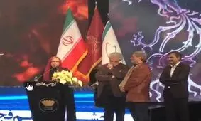 روایت بامزه «گوهر خیراندیش» از محکوم شدنش بخاطر بوسیدن یکی از ۲۳ آزاده!