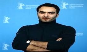 سیمرغ بهترین فیلم هنر و تجربه اهدا می شود به فیلم سینمایی مسخره باز به کارگردانی همایون غنی زاده