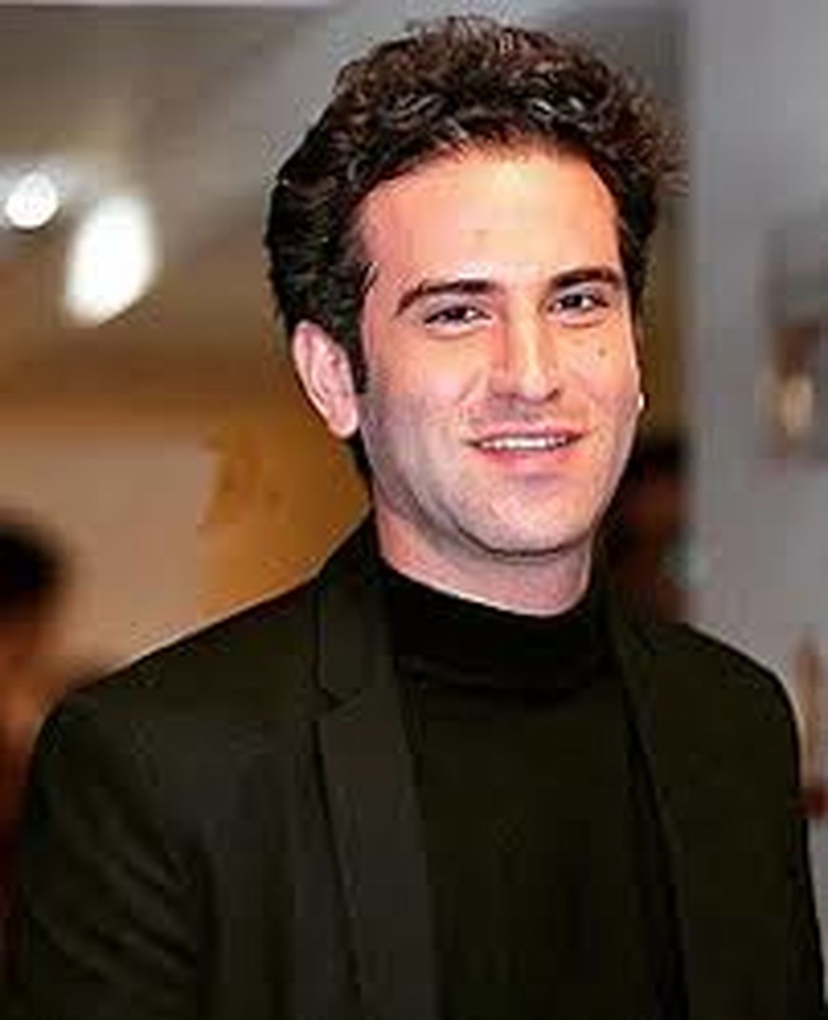 هوتن شکیبا «بهترین بازیگر نقش مرد»