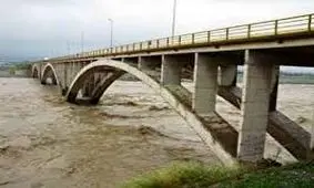 ناپدید شدن پسر ۱۲ در اثر طغیان رودخانه در رودان