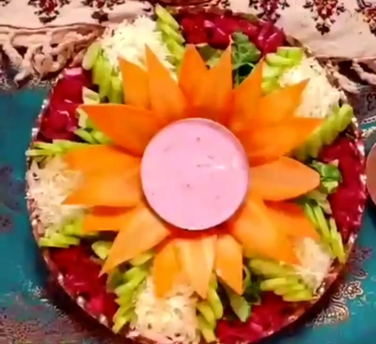 ایده برای تزئین سالاد