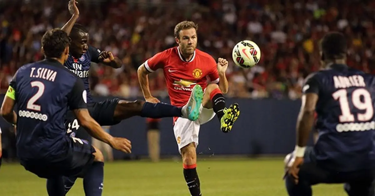 سپاهی از مصدومین در برابر شیاطین سرخ