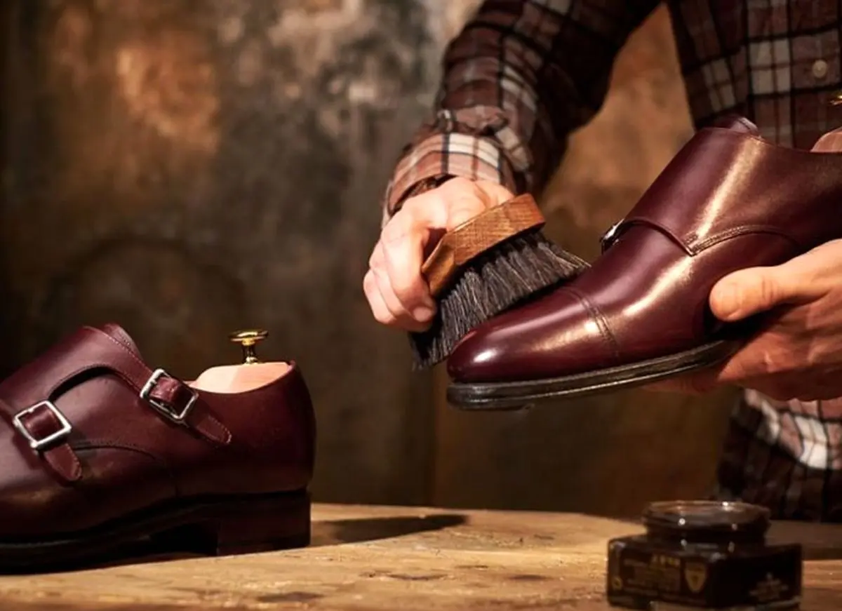 روش هایی برای طولانی تر کردن عمر کفش های تان