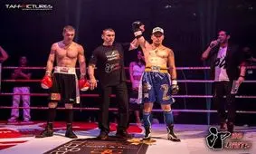 تنها بوکسور یک دست جهان + عکس