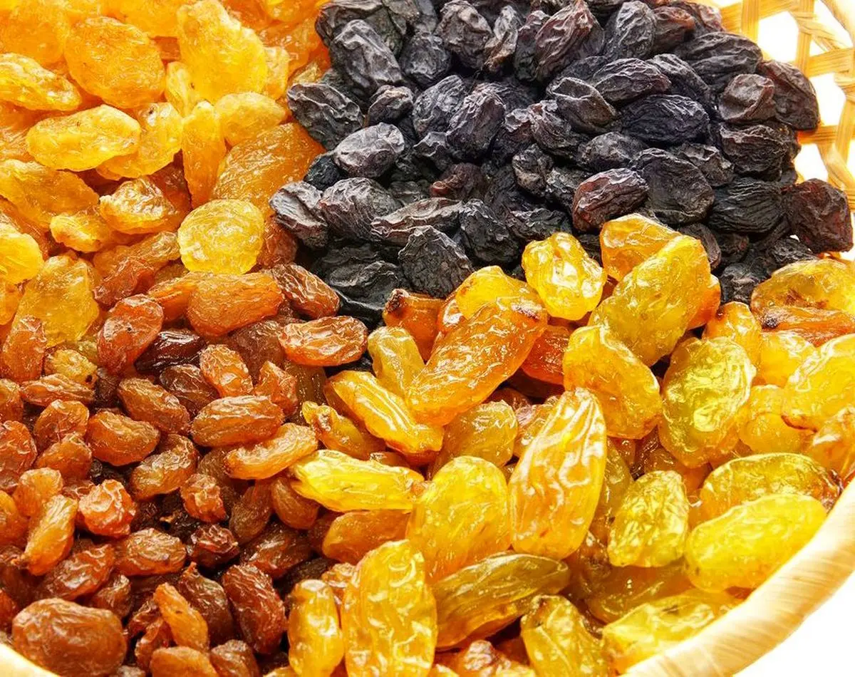 برای سلامت موها کشمش بخورید