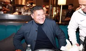 ویدئو اختصاصی تولد علی دایی با حضور اصحاب رسانه