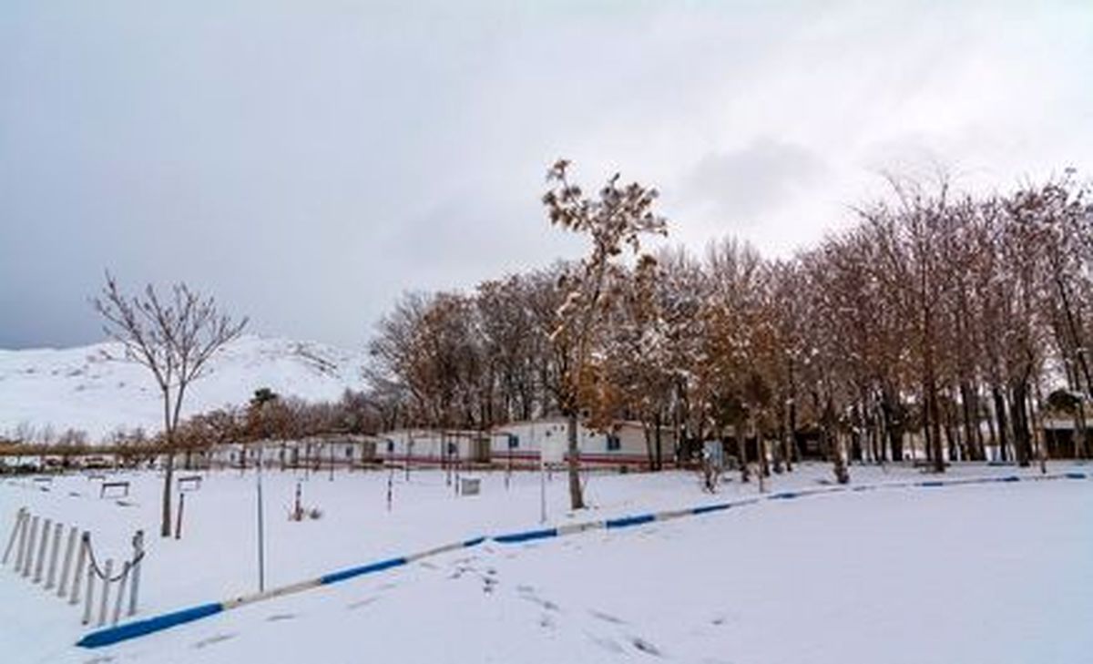 برف زمستانی در چشمهعلی دامغان +تصاویر