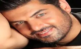 عکس هایی از سام درخشانی و دخترش