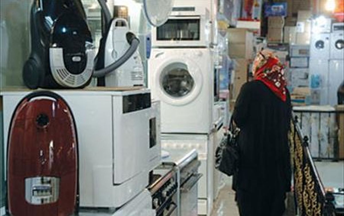 دیگر لوازمخانگی قاچاق در مغازهها نداریم/ مدعیان، آدرس قاچاقفروشان را بدهند