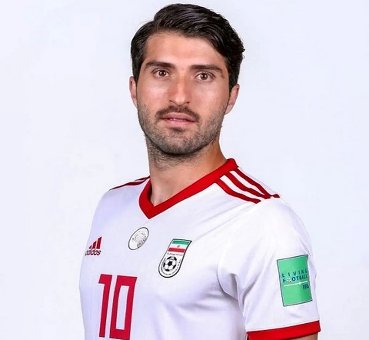 آیا خرید انصاری فرد اشتباه بود؟