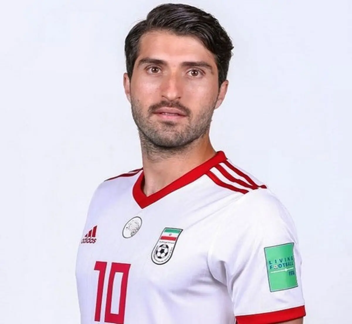 آیا خرید انصاری فرد اشتباه بود؟