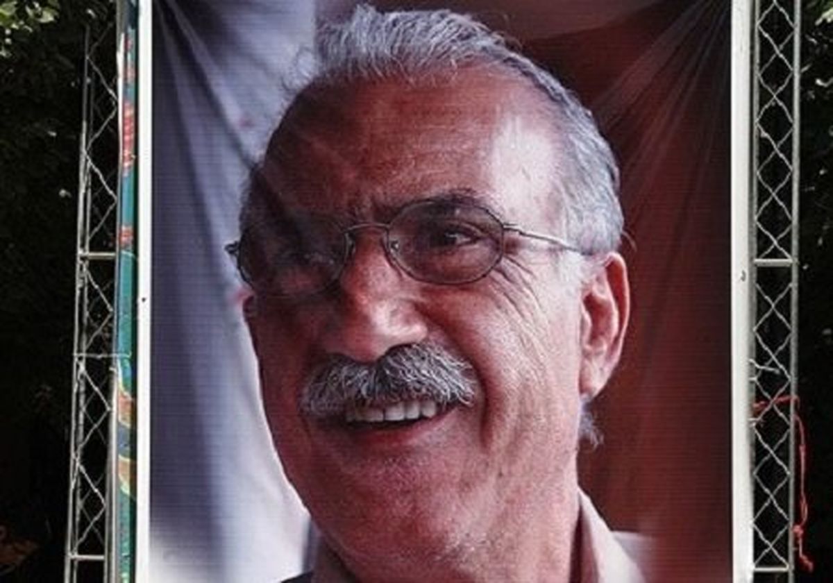 چرا از نویسنده «لحظههای انقلاب» یادی نمیشود؟