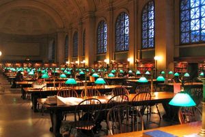 تقویم تاریخ/تأسیس کتابخانه بزرگ “هاروارد” بزرگترین کتابخانه دانشگاهی جهان