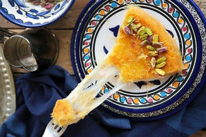 شیرینی کنافه (کونفی)؛ این دسر پنیری ترکی!