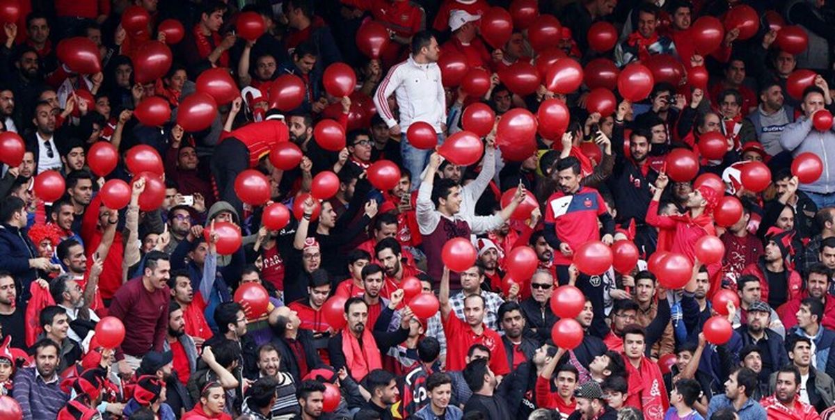 غیبت گرشاسبی و تشویق عرب/ پرسپولیسیها زبالهها را جمع کردند
