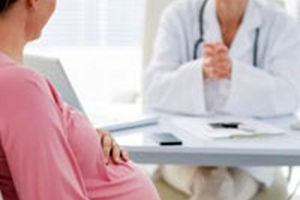 آیا آبله‌مرغان یا زونا می‌تواند در بارداری به جنین آسیب برساند؟