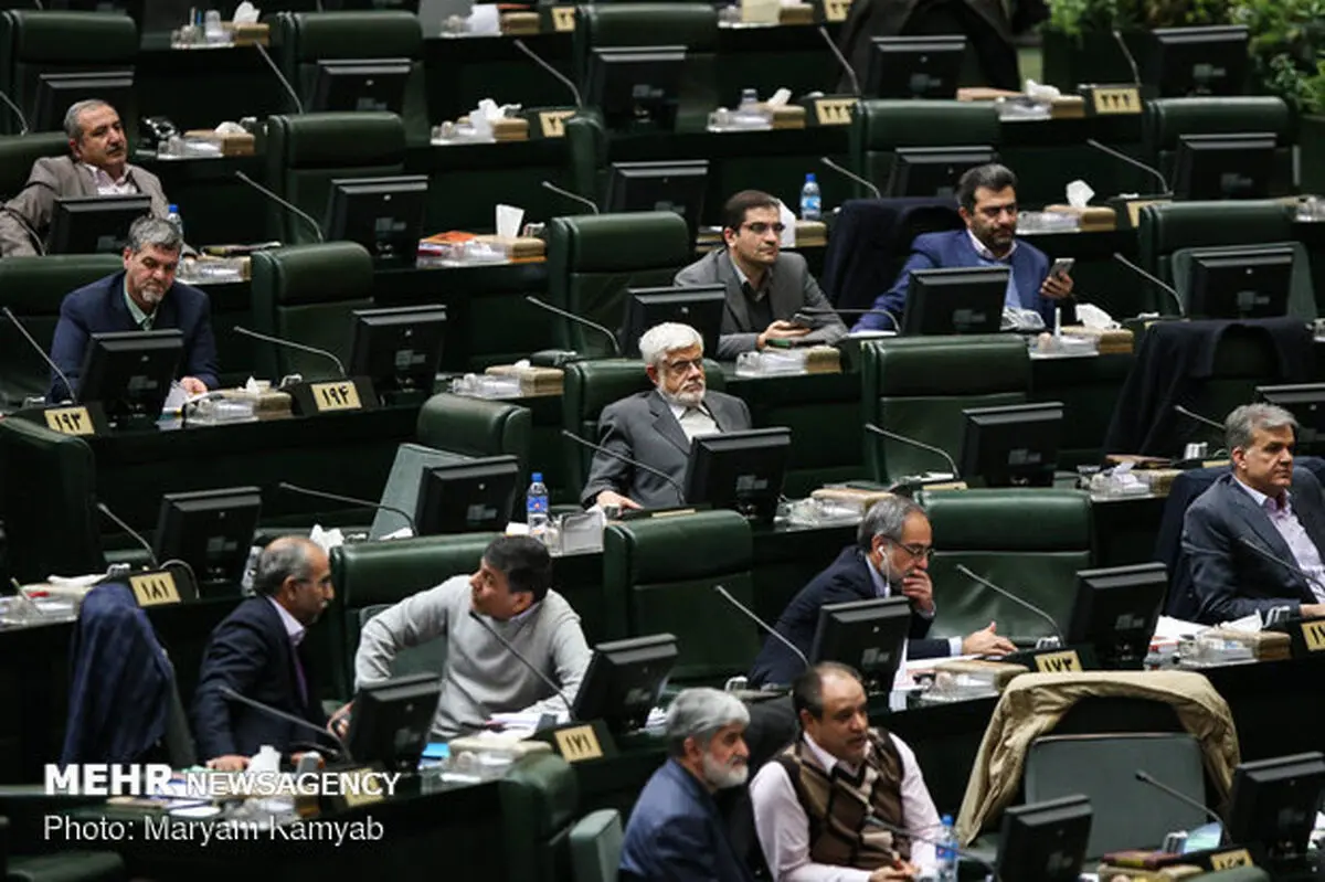 تلاش حامیان دولت برای«آبستراکسیون» جلسه بررسی کلیات بودجه