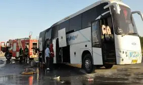 آتش سوزی اتوبوس مسافران در ایلام