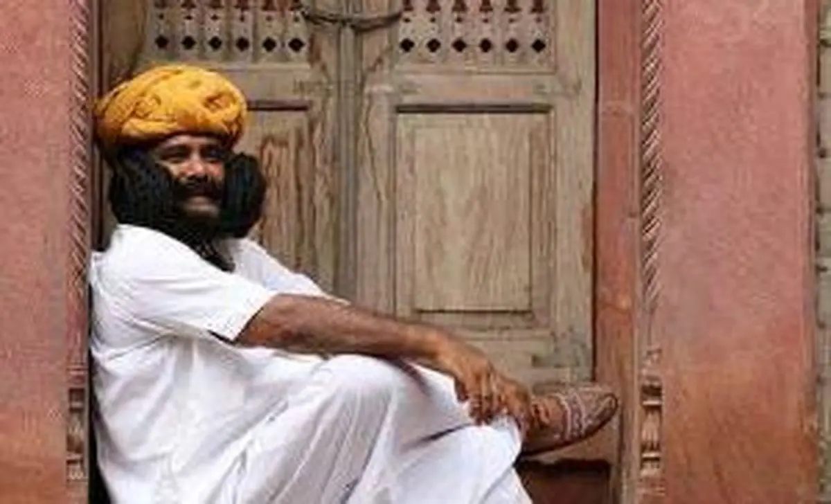 بلند ترین ریش دنیا متعلق به این مرد هندی است (عکس)