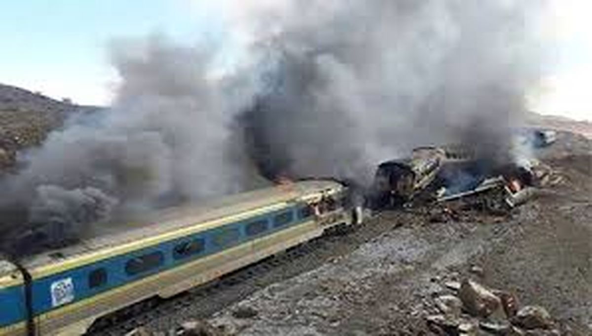 تقویم تاریخ/انفجار وحشتناک قطار نیشابور با 300 کشته