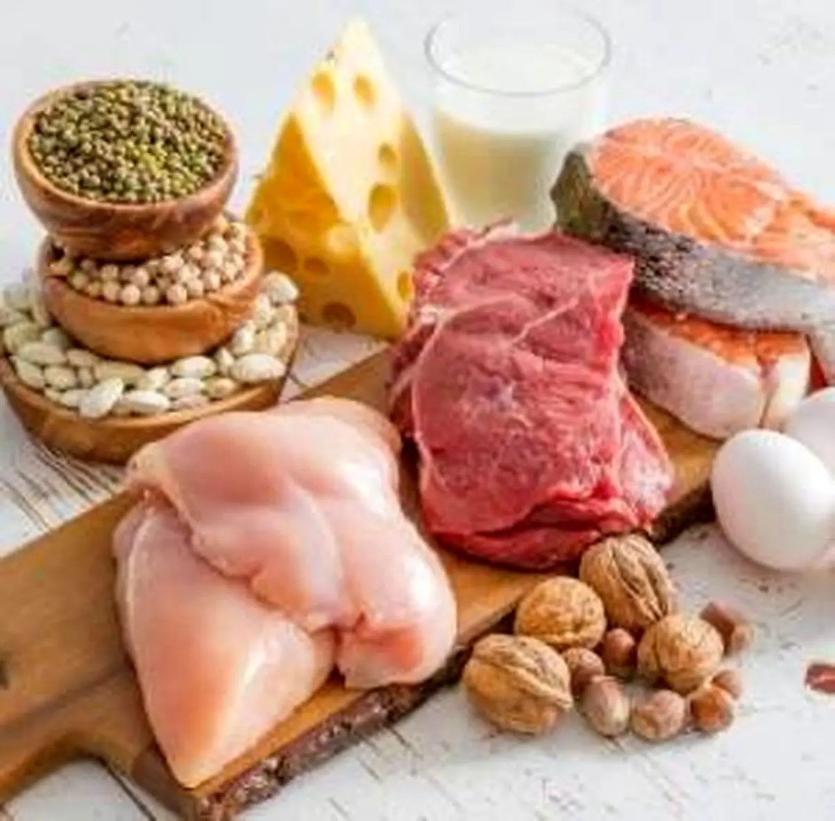 مفیدترین مواد غذایی برای افراد بالای ۴۵ سال را بشناسید