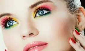 چرا نباید با آرایش به خواب رفت؟