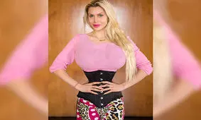 با عجیب و غریب ترین زنان رکورد دار آشنا شوید (عکس)