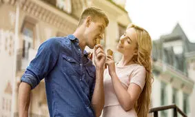 سیاست های زنانه برای جذب مردان