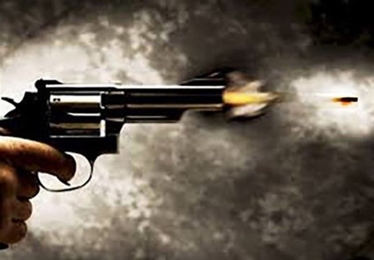 حادثه در خیابان زند شیراز؛ شلیک هوایی نگهبان بانک منجر به مجروحیت ۲ نفر شد