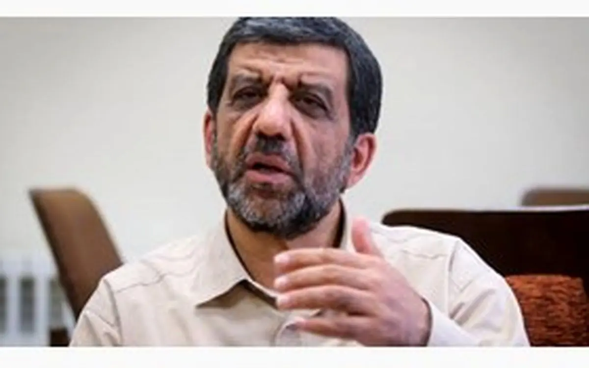 ضرغامی جا پای محمود احمدی‌نژاد گذاشته است؟