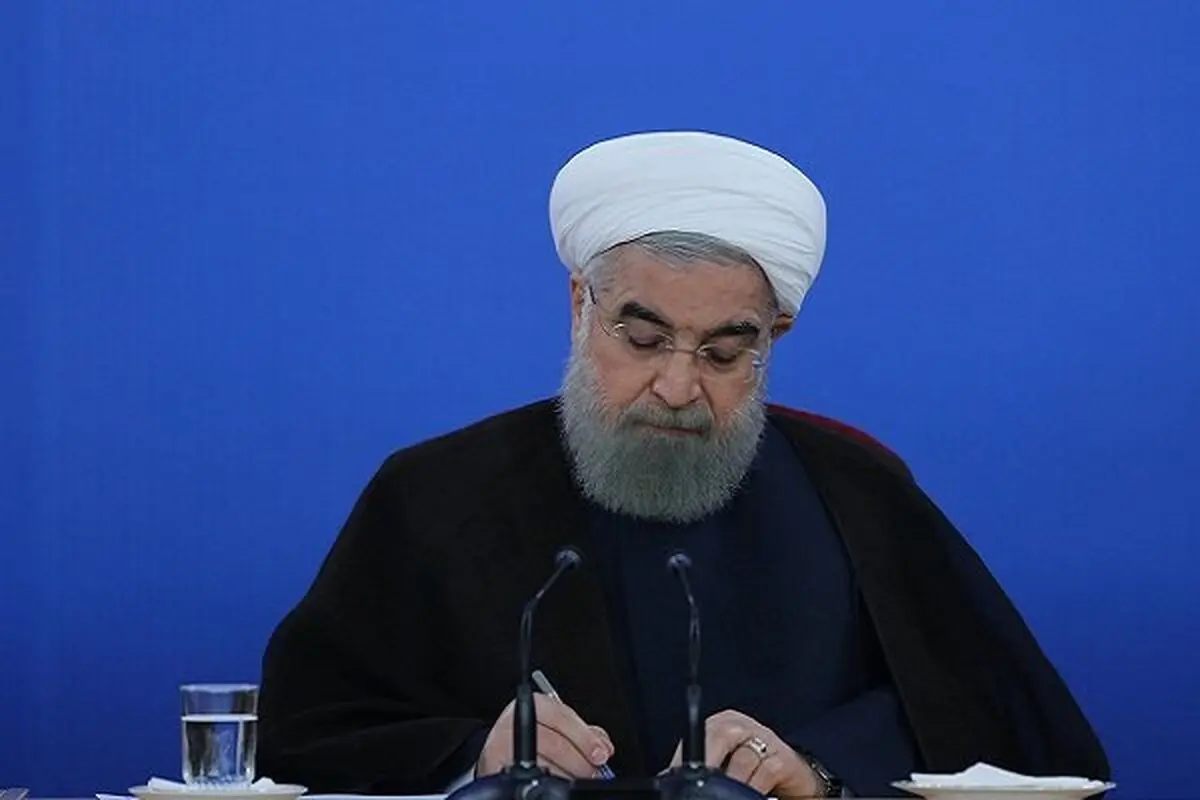 روحانی درگذشت آیت الله مومن را تسلیت گفت