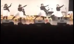 رقصیدن دختران در سالن ایوان شمس زیر نظر معاونت فرهنگی شهرداری تهران