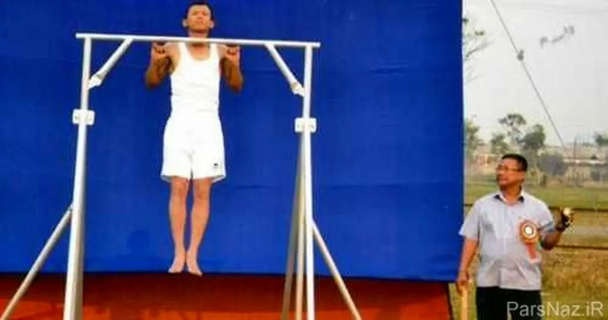 مردی که صاحب قوی ترین انگشت کوچک دنیاست + عکس