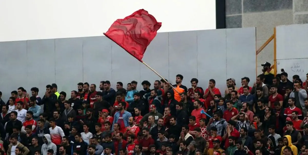 اعتراض جالب عکاسان ورزشی و رفتار جالب تماشاگران شمالی و جنوبی