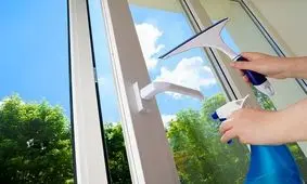 روش‌های پاک و تمیزکردن شیشه‌های منزل