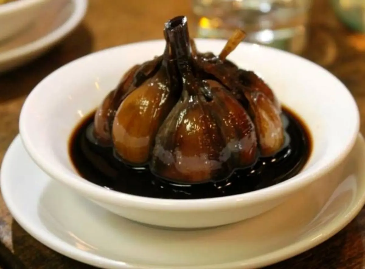 طرز تهیه سیر ترشی