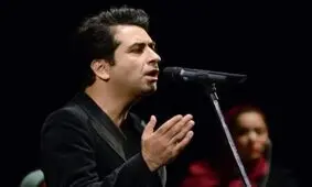 آوازخوانی محمد معتمدی در نشست خبری
