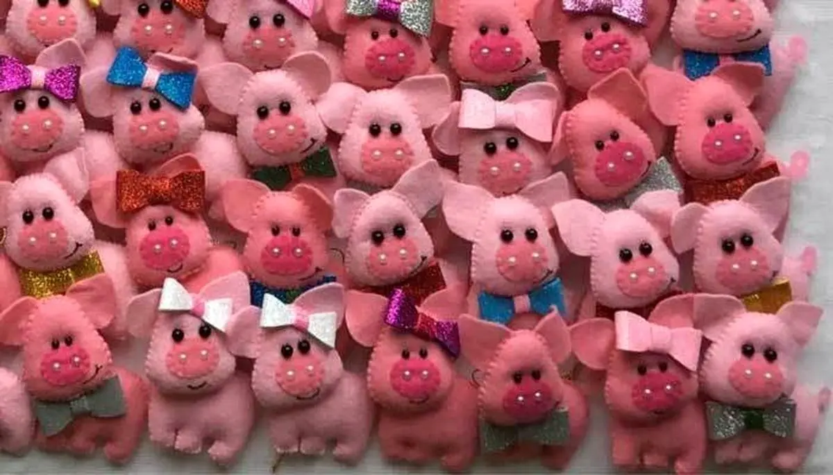 مراحل ساخت عروسک خوک نمدی برای هفت سین 98