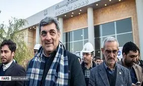 تهدید شهردار توسط یک عضو شورای شهر تهران/رویه عوض نشود شرایط سقوطت را فراهم می‌کنیم/واکنش حناچی به تهدید عضو شورای شهر/ حناچی: زمانی شهردار متخصص آمد که منابع ته کشیده است