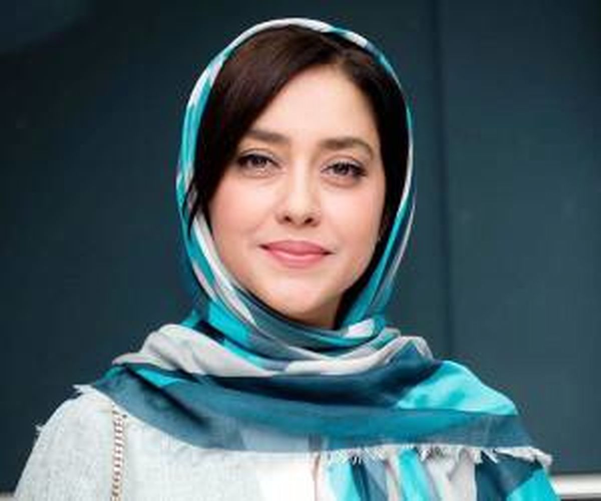 تیپ آبی بازیگر زن سینما+عکس