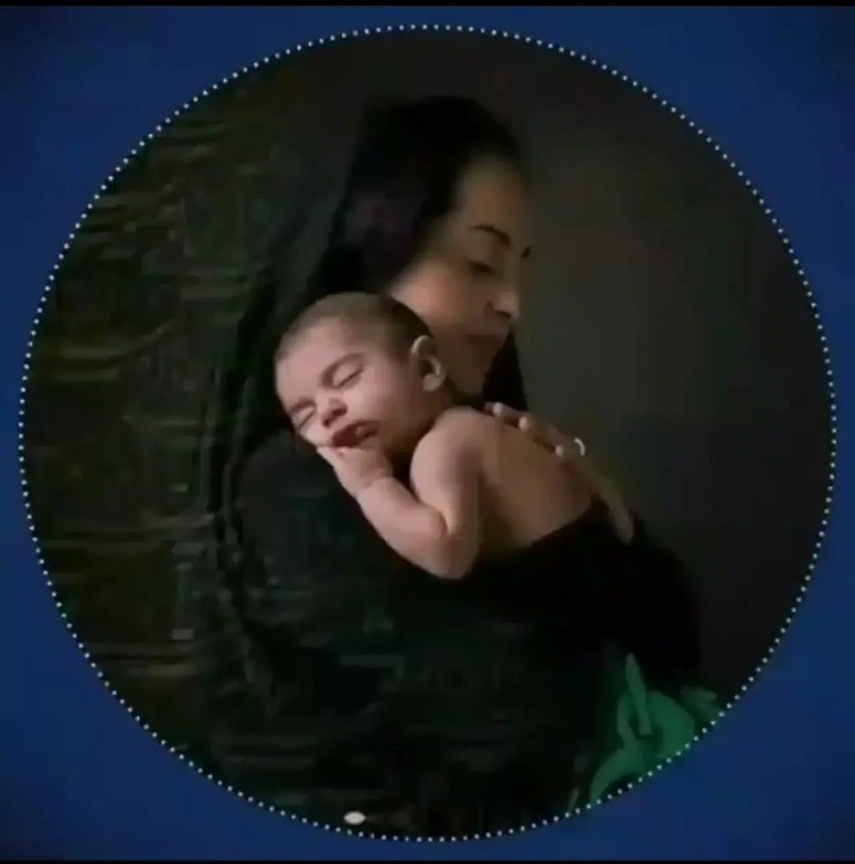 وصف مادر حتما ببینید