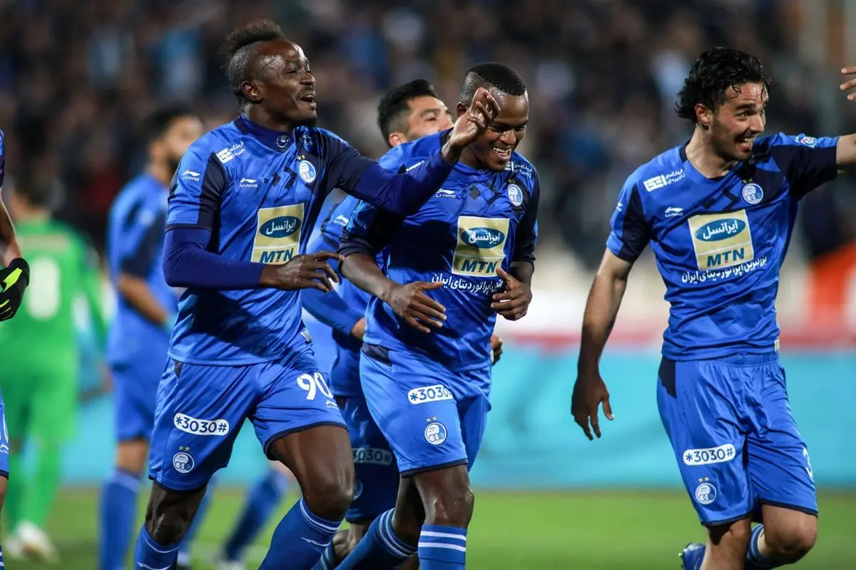 گزارش تصویری اختصاصی جایگاه ویژه نیمه نخست استقلال-ذوب آهن