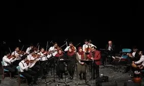 جشنواره‌ای با طعم موسیقی محلی گیلان/ اجراها به دومین شب رسید