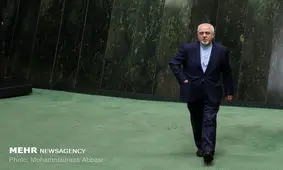 ۱۳۵ نماینده خواستار مخالفت روحانی با استعفای ظریف شدند