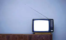 کنداکتور عجیب تلویزیون در شب میلاد حضرت زهرا(س)