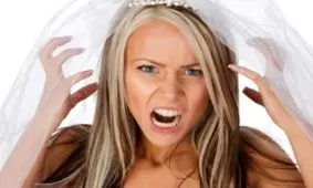 به هم خوردن مراسم عروسی با مشاهده کچلی داماد!