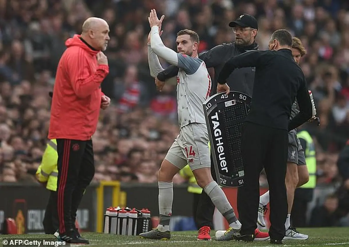 شفاف سازی کلوپ در مورد درگیری با هندرسون