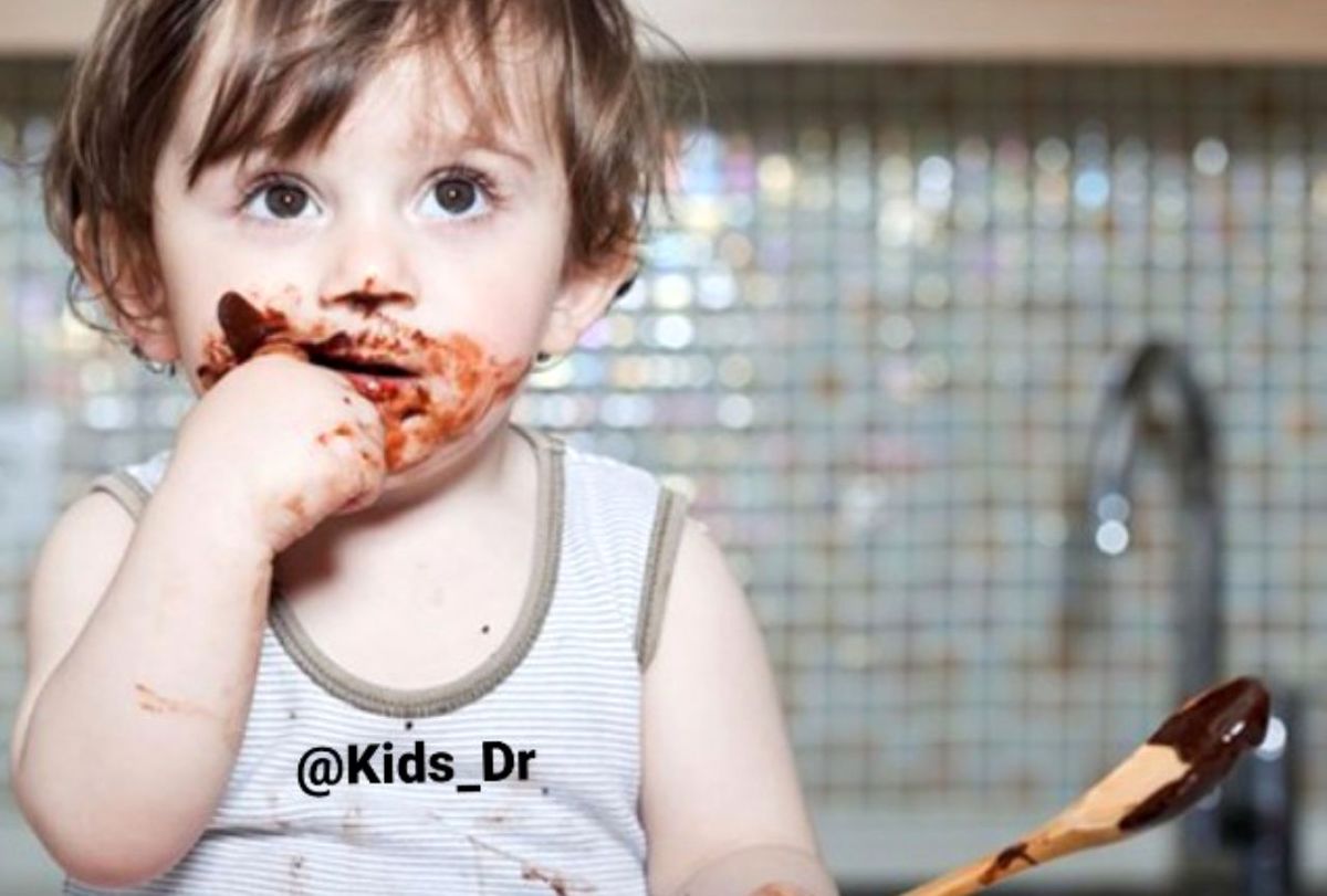 مضرات خوردن شکلات و کاکائو برای کودکان