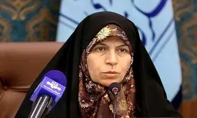 تکان‌های سیاسی گردشگری مدیریت شود/ ذهن گردشگران را باید از ایران‌هراسی خالی کنیم