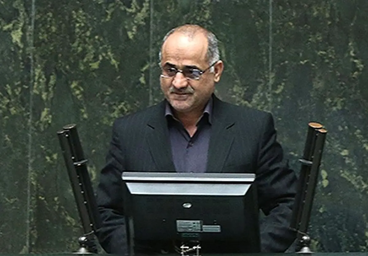 ۸۵ امضاء برای استیضاح یک وزیر جمع‌آوری ‌شد اما بلافاصله به زیر ۱۰ امضاء ‌رسید